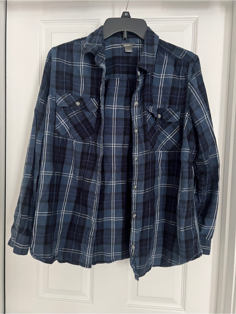 Eddie Bauer women's large flannel button down shirt blue plaid